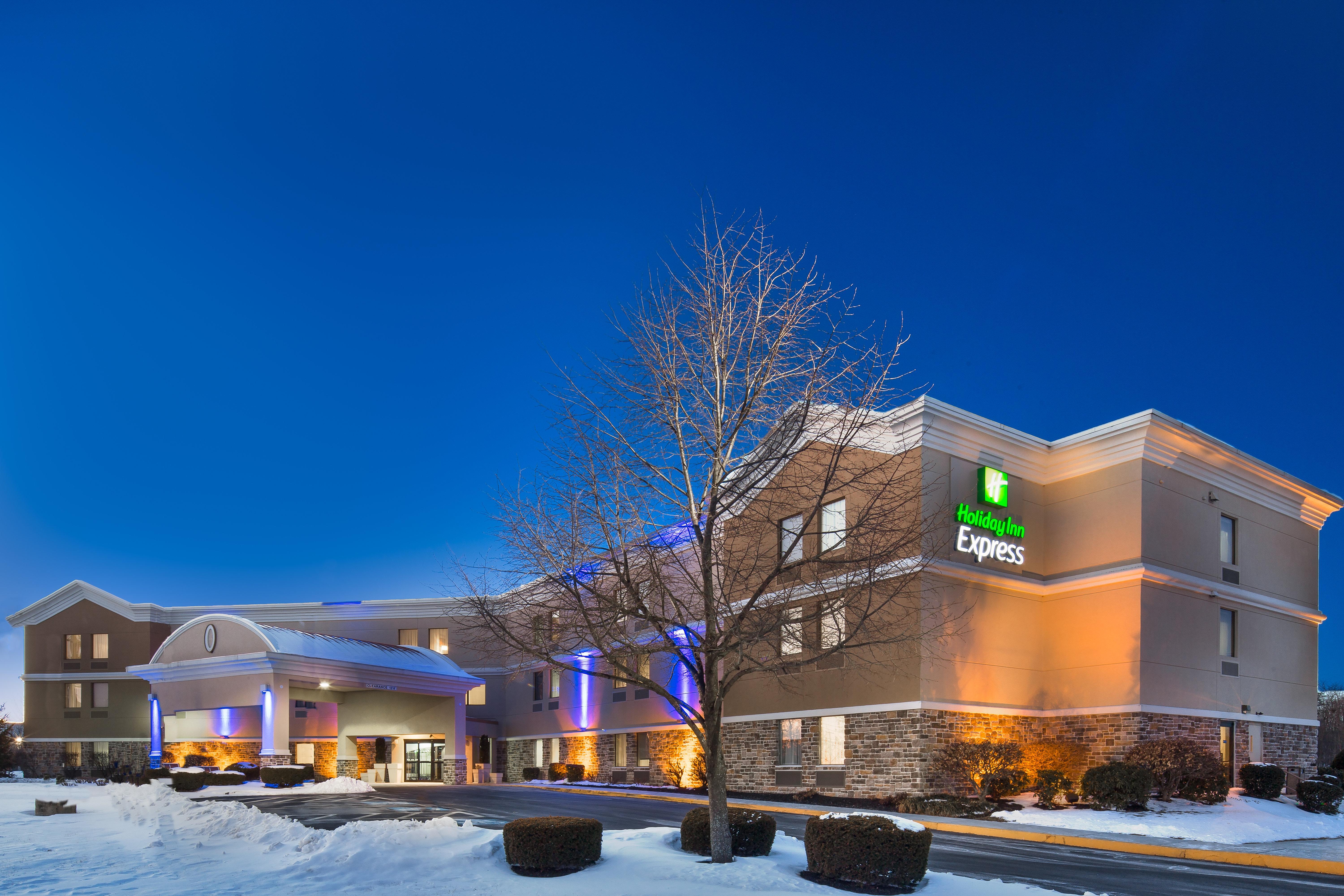 Holiday Inn Express Harrisburg I-81 - Hershey By Ihg Manadahill Extérieur photo